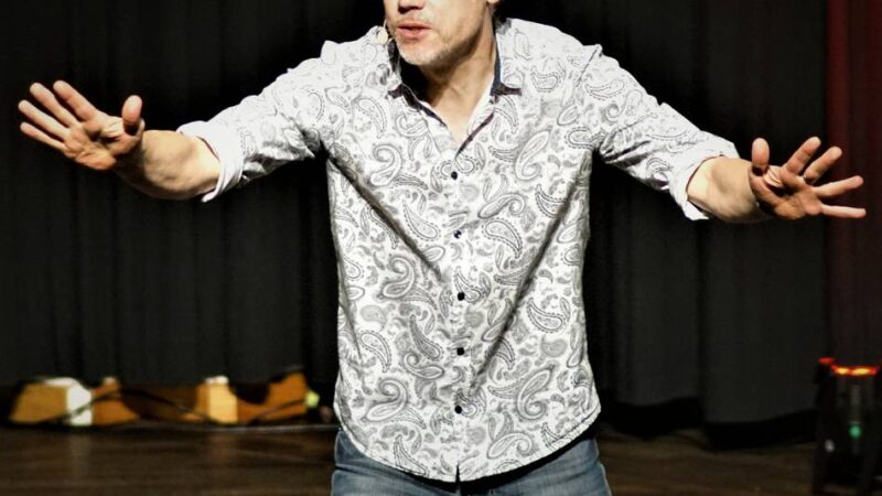 Kabarett in Wermelskirchen: Ein großes Plädoyer für die Demokratie