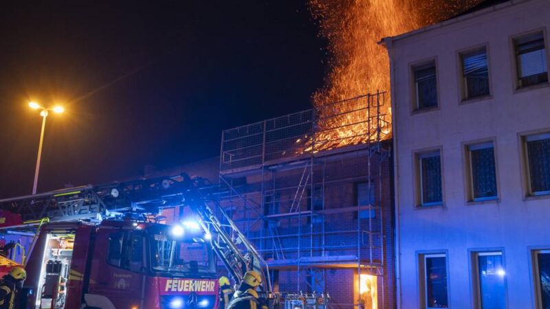 Das war 2025  : Kommunalwahl, Feuer und der Wolf – was die Menschen in Jüchen bewegte