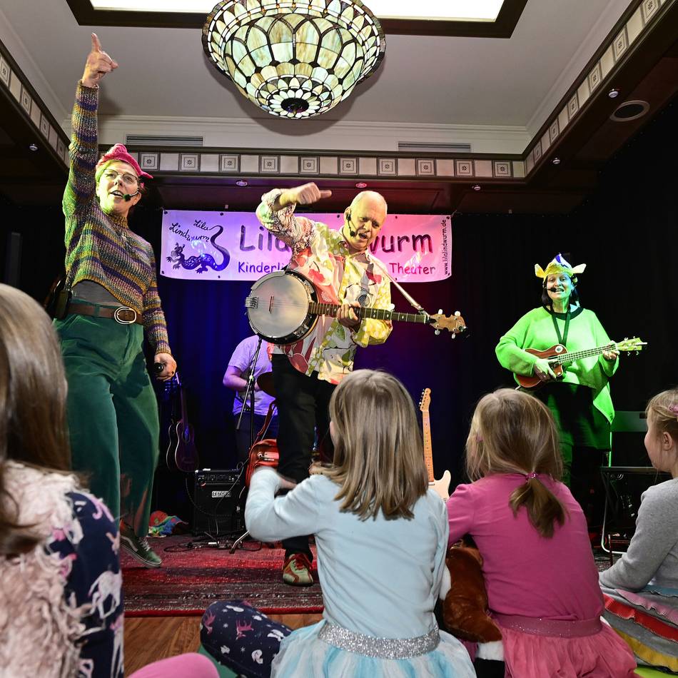 Spartipps für Familien in Mönchengladbach: Das sind die Neuheiten bei der Familienkarte