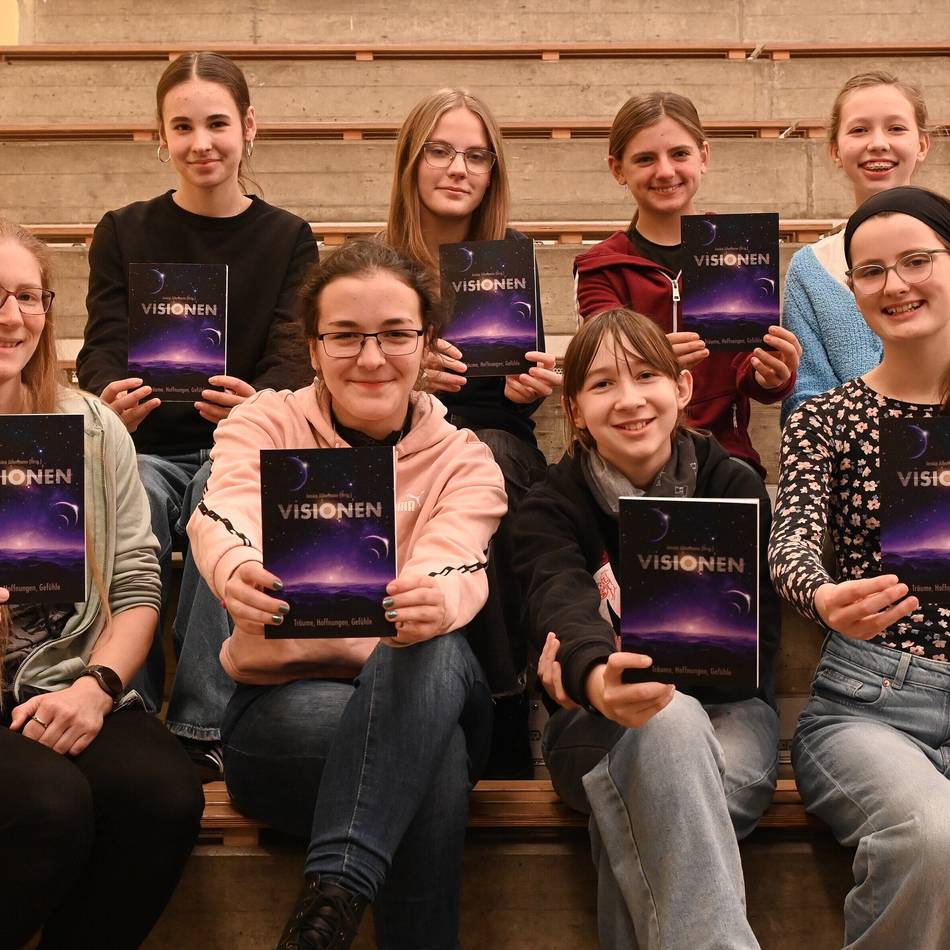 Gymnasium in Radevormwald: Junge Autorinnen bringen zweite Anthologie heraus