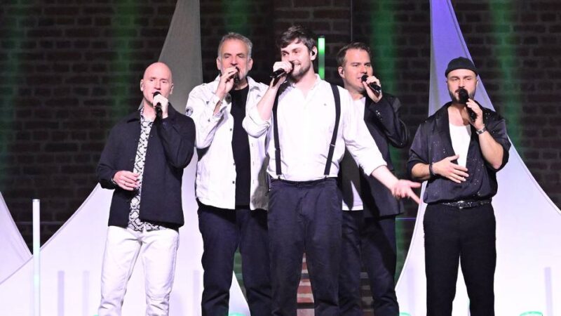 Konzert in Mönchengladbach: „Alte Bekannte“ singen alte Weihnachtsklassiker und neue Parodien