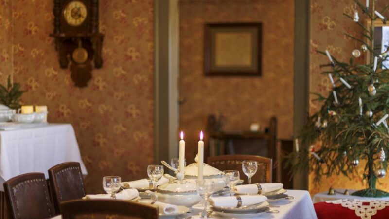 Oberbergischer Kreis: Weihnachtsstuben aus alter Zeit besichtigen