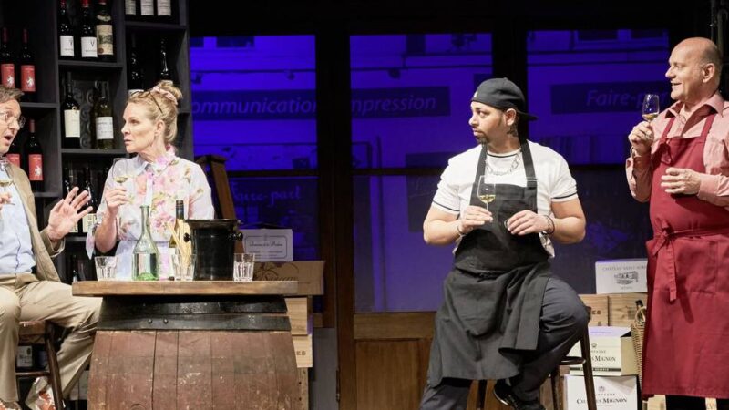 Kultur in Leverkusen: Feinsinniger Wortwitz trifft Weinprobe