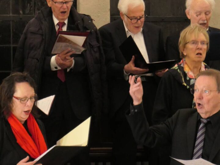 Einstimmung auf Weihnachten: Homberger Adventskonzert feiert Jubiläum