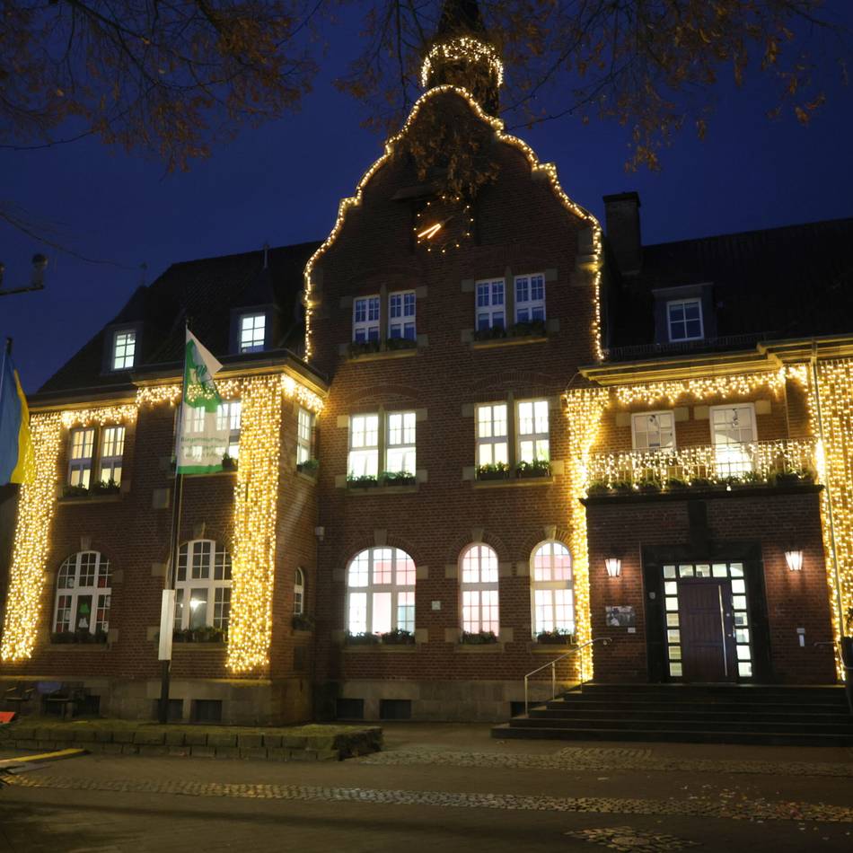 Impressionen aus Dormagen: So schön glitzert das vorweihnachtliche Dormagen