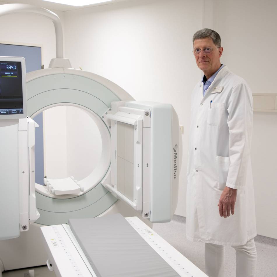 Neueste Technik für Moerser Krankenhaus: „Deutschlandweit wurden nur acht dieser Geräte installiert“