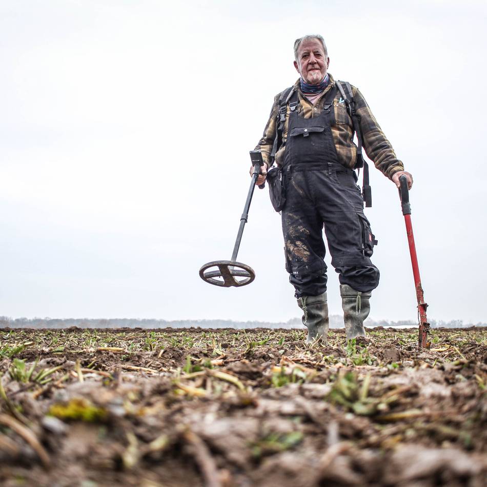Auf Schatzsuche in Grevenbroich: Mit dem Metalldetektor auf dem Rübenacker – in kleinen Schritten zum großen Fund