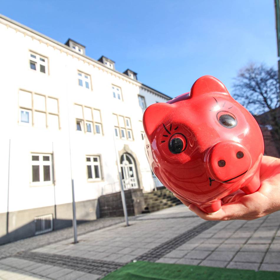 Politik in Grevenbroich: Fraktionen genehmigen sich mehr Geld – 36 Prozent Aufschlag