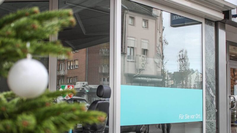 Landtagsabgeordnete aus Grevenbroich: CDU wieder mit „Ladenlokal“ – Heike Troles bezieht Büro an Bahnstraße