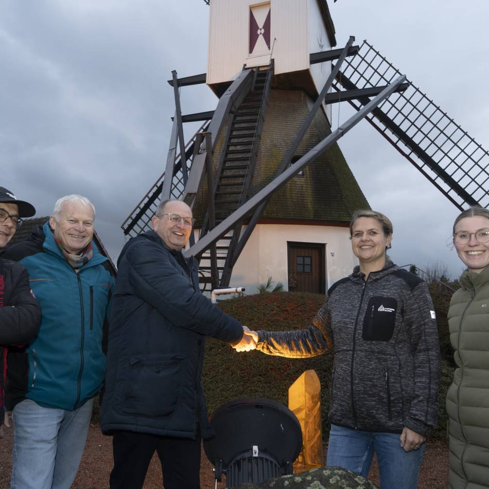 Mit Unterstützung der Stadtwerke: Walbecks Kokerwindmühle erstrahlt in neuem Licht