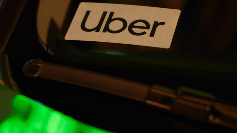 Uber in Mönchengladbach: Ein Gast buchte dieses Jahr 453 Fahrten bei dem Dienstleister