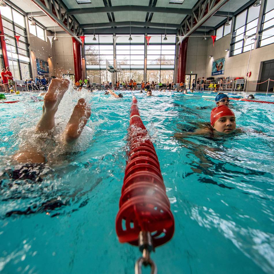 Sportevent in Moers: 25-Stunden-Schwimmen startet im Januar