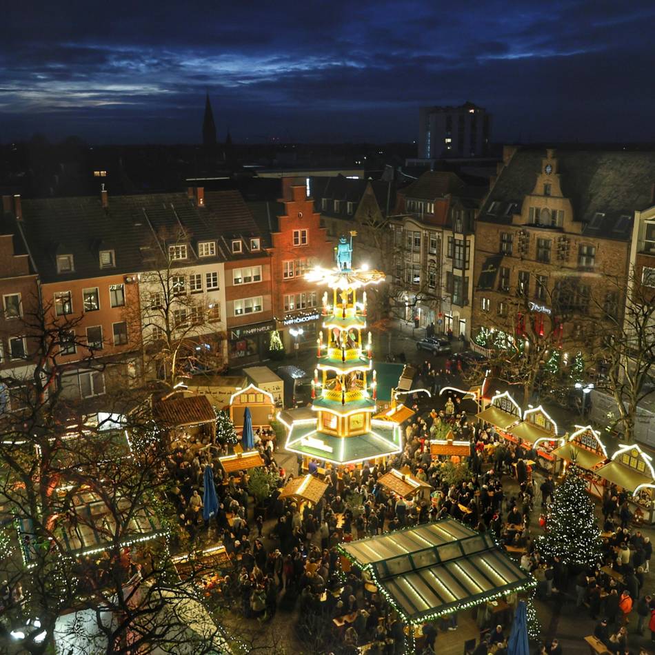 Auch Besucher aus Düsseldorf in Neuss: Weihnachtsmarkt geht mit positiver Bilanz zu Ende