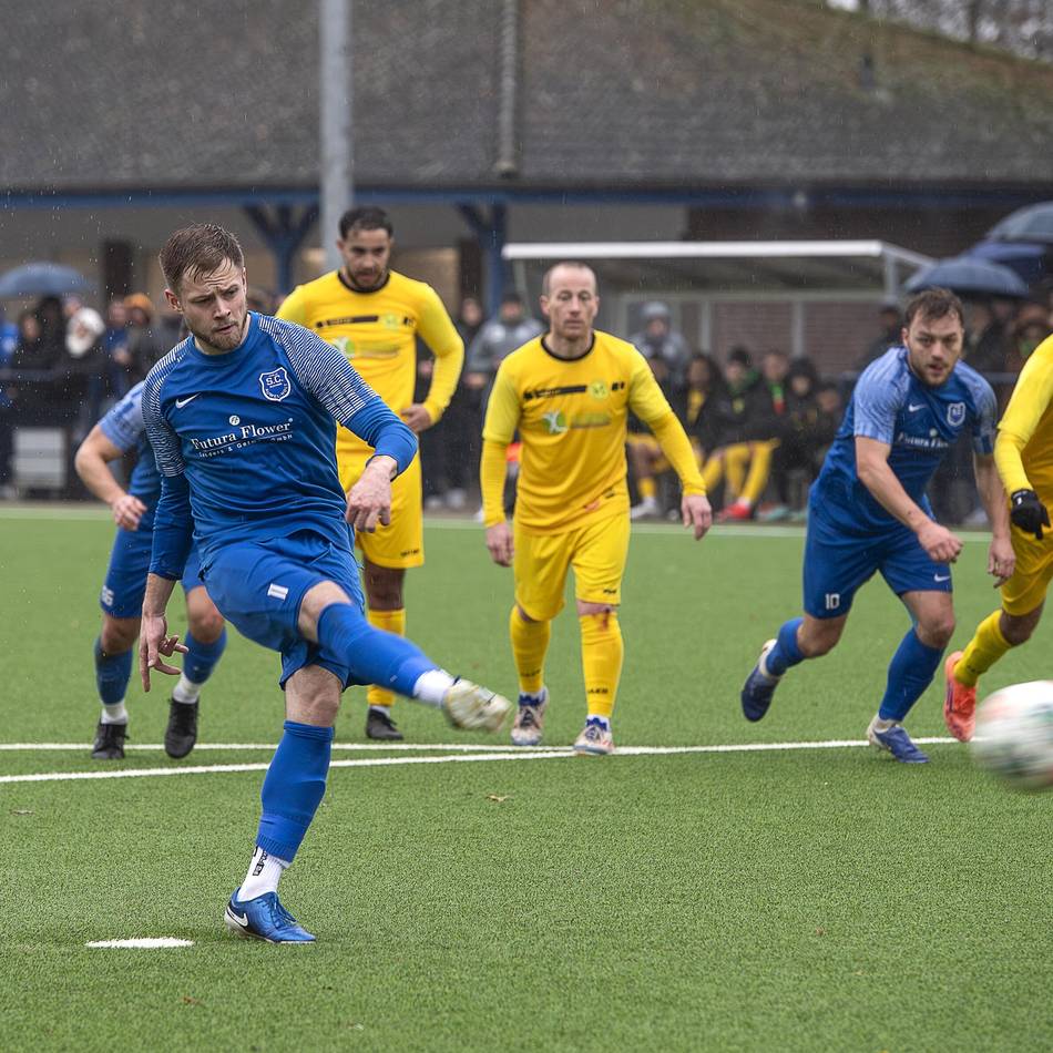 Spitzenspiel an der Maasstraße: So lief das Straelener Top-Derby