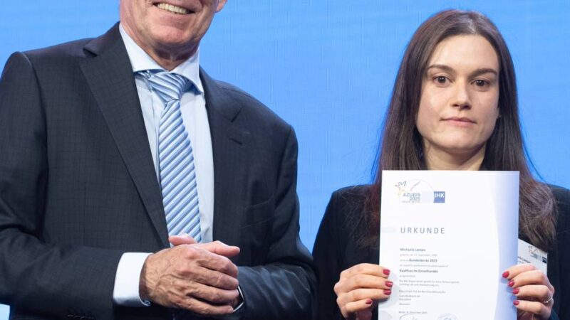 Ausbildung in Düsseldorf: Beste Auszubildende im Einzelhandel lernt in Düsseldorf