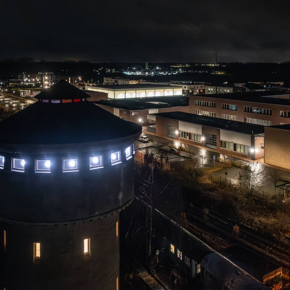 Modernere Technik: Gelderns Wasserturm leuchtet wieder