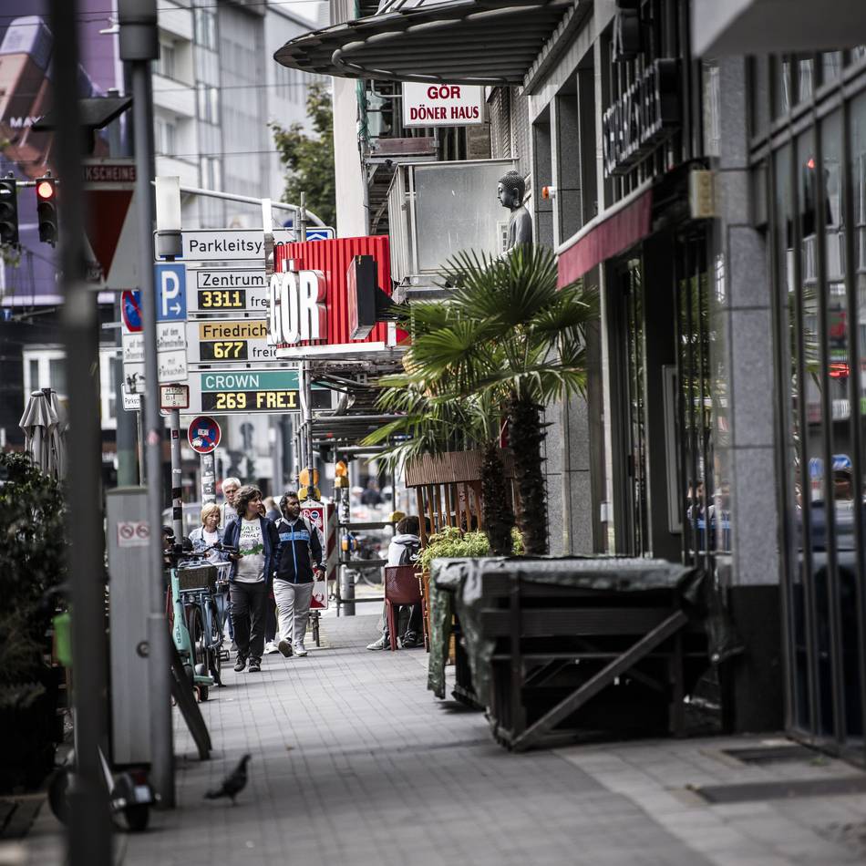 Verkehrsmeile in Düsseldorf: Graf-Adolf-Straße schmiedet Pläne für 2026