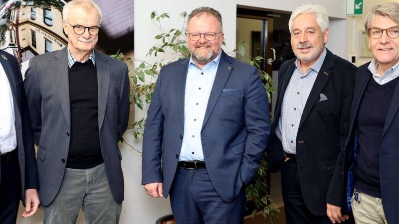 Matthias-Hoeren-Preis in Korschenbroich: Ehrung für einen, der Dinge bewegt und verändert