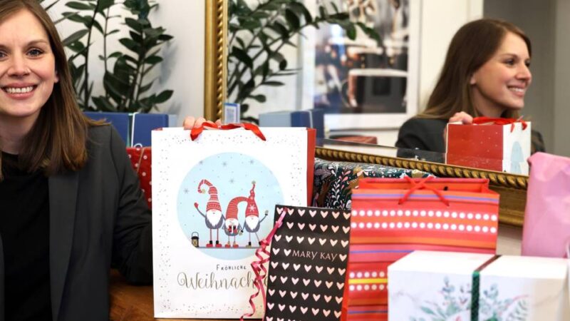 Hilfsaktion aus Korschenbroich: Weihnachtspäckchen für Bewohnerinnen in Frauenhäusern