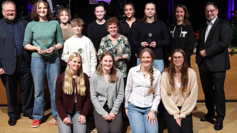 Ehrungen für Spitzensportler: „Beeindruckend, wie lebendig die Sportstadt Korschenbroich ist“