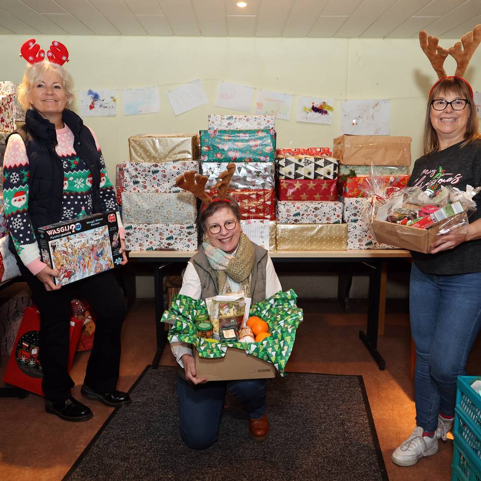 Weihnachts-Vorfreude bei der Tafel in Kleinenbroich: Nudeln, Spielzeug und eine Ladung Schokolade