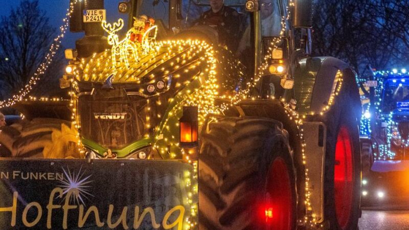 Lichterfahrt der Landwirte durch Viersen: Leuchtende Zeichen der Hoffnung