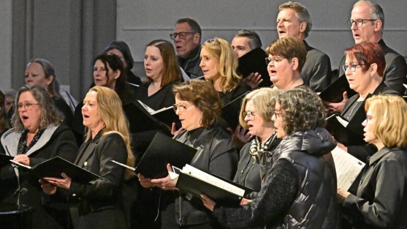Konzert in Mönchengladbach: Weihnachtssingen der Lions für die „Insel Tobi“