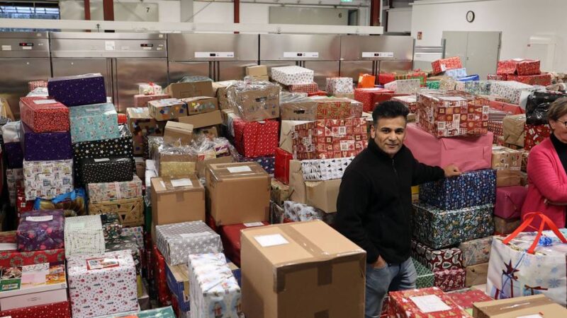 Weihnachtspäckchen-Aktion der Tafel Mönchengladbach: „Einige Kunden freuen sich schon drei, vier Monate vorher darauf“
