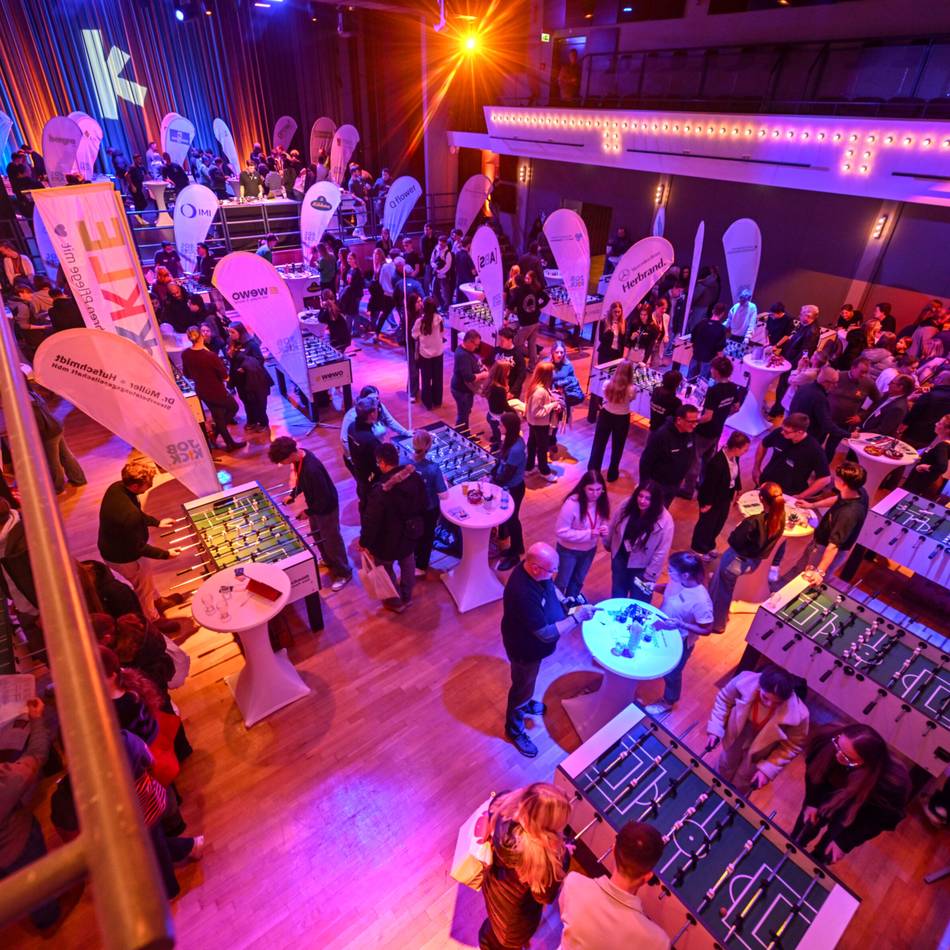 Jobkick in Kevelaer: Wie Schüler am Kickertisch den Traumjob finden