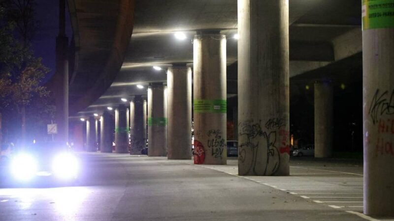 Unter der Stelzenautobahn in Leverkusen: SPD will Raser ausbremsen