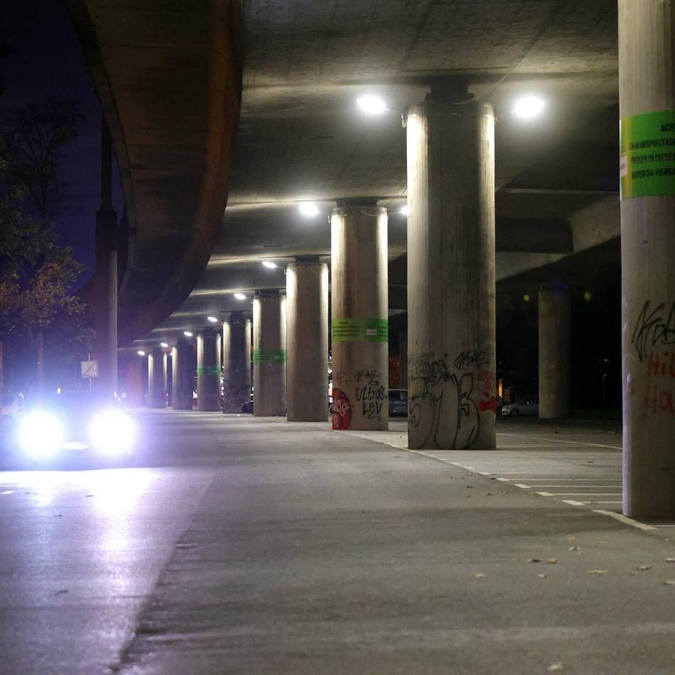 Unter der Stelzenautobahn in Leverkusen: SPD will Raser ausbremsen