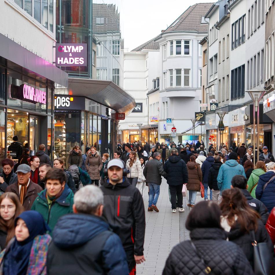 Einzelhandel in Krefeld: Volle City am dritten Advent