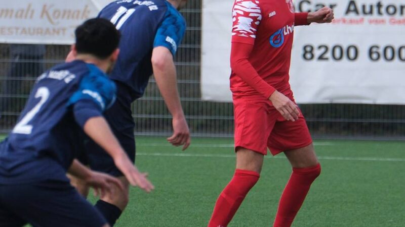 Ein intensives Spiel: 1. FC Wülfrath: Schlag gegen Fagasinski leitet Niederlage ein