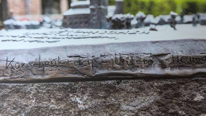 Details aus Korschenbroich: Wandkalender 2026 mit Motiven aus Fotowettbewerb