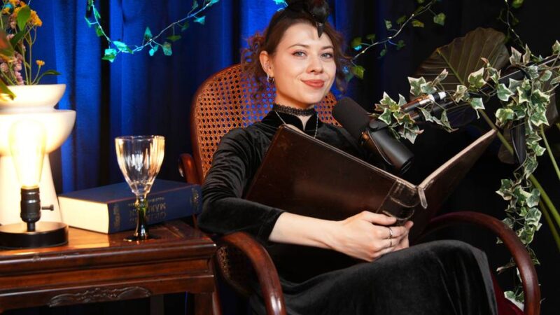 Märchen-Podcasterin aus Wermelskirchen: „Leidenschaft trägt einfach alles“