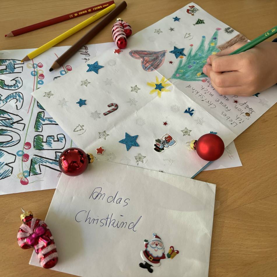 Das ganz besondere Postamt in Kevelaer: Briefe an das Christkind – diesmal schickte sogar ein Hund seinen Wunschzettel