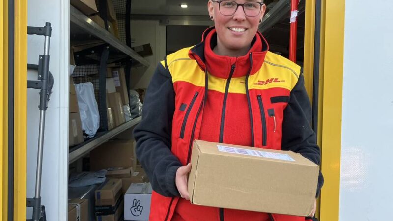 Paketboten in der Weihnachtszeit: „Mit Herz und Seele“ – Wie eine Zustellerin die Päckchenflut meistert