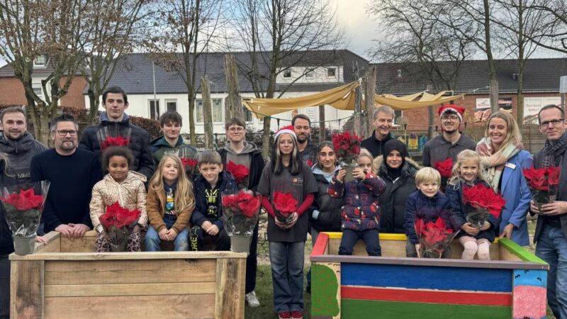 Vorbereitung auf das Frühjahr: Nachhaltiges Hochbeet für den Kindergarten „Spatzennest“
