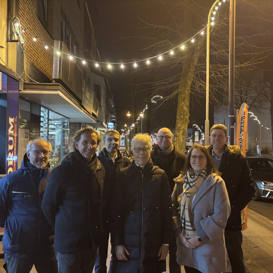 Leuchten in Kleve: Weihnachtsbeleuchtung an der Hoffmannallee strahlt seit 1974