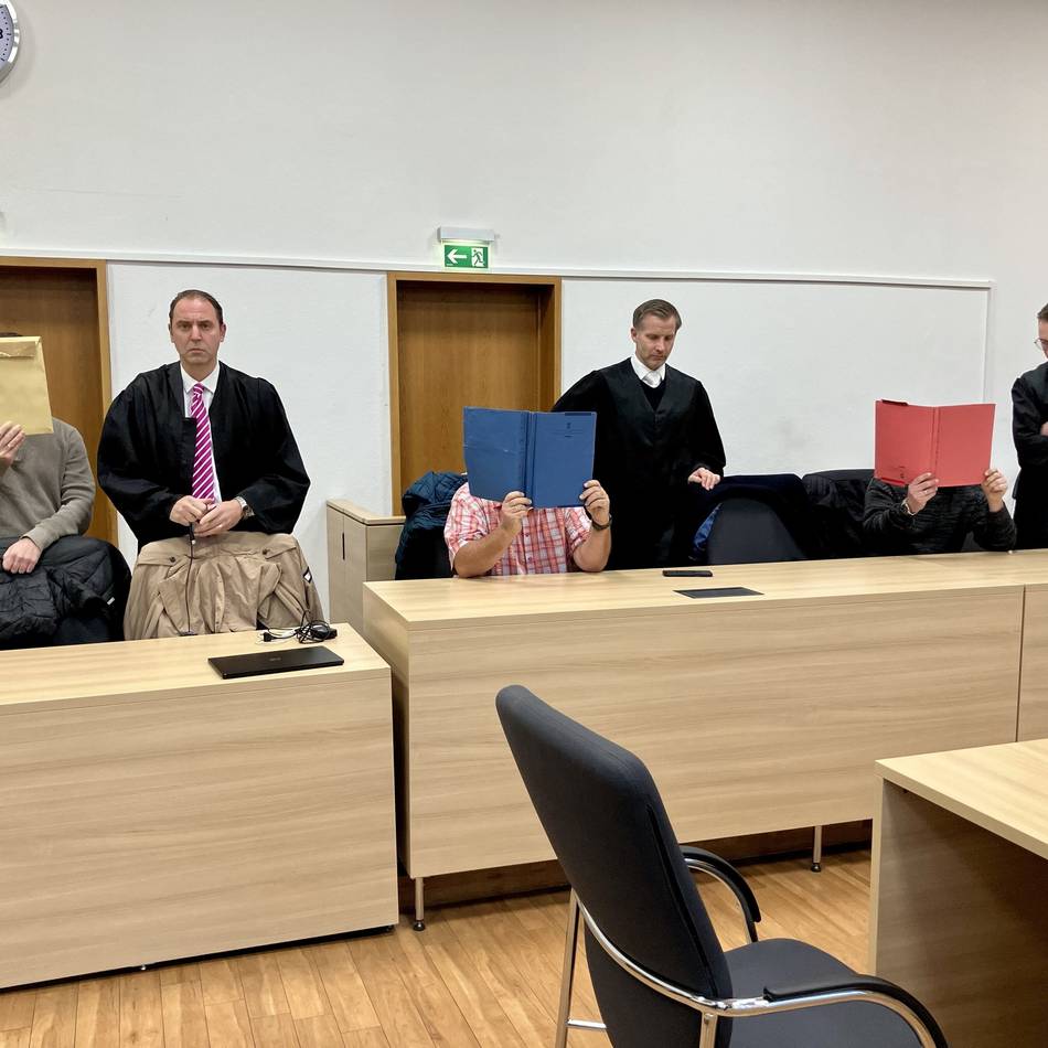 Illegal entsorgter Löschschaum im Kreis Viersen: „Bei mir ging beim Umfüllen nichts daneben“