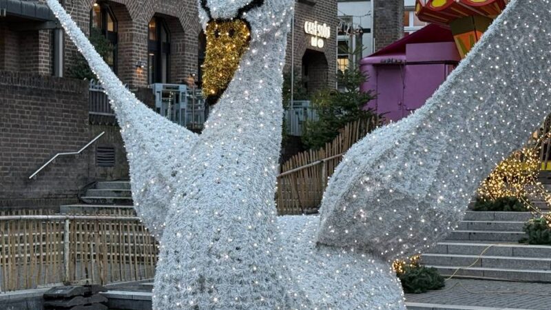 Vergleich mit Großstädten: Klever Glühweinstände trotzen Preiswelle