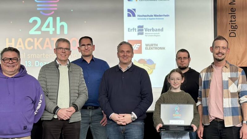 Hackathon am Pascal-Gymnasium: Schüler entwickeln Ideen für digitale Stadt der Zukunft