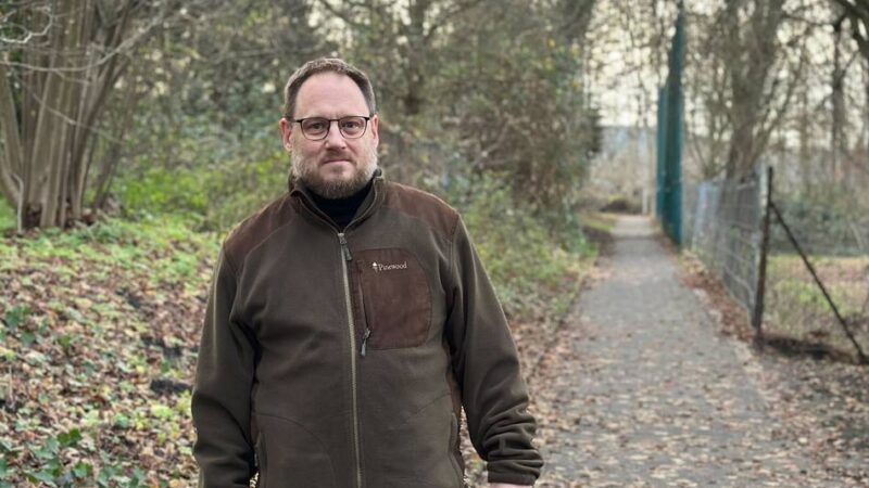 CDU fordert mehr Licht: Schulweg in Grevenbroich – „Die Verkehrssituation ist katastrophal“