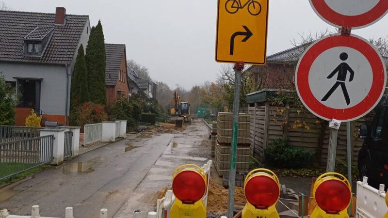 Kanalarbeiten in Korschenbroich: Nach Kanalsanierung wird der Borrenweg gepflastert