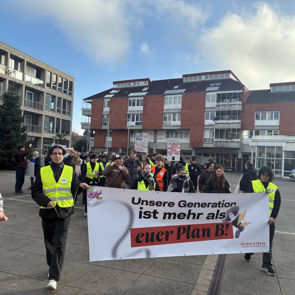Proteste in Viersen: Schüler demonstrieren gegen Wehrdienst