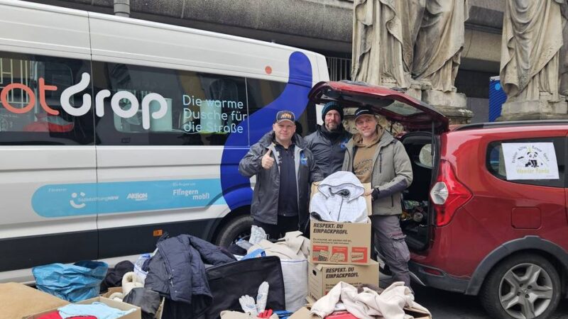 Engagement in Meerbusch: Outdoor-Laden spendet warme Kleidung für Obdachlose