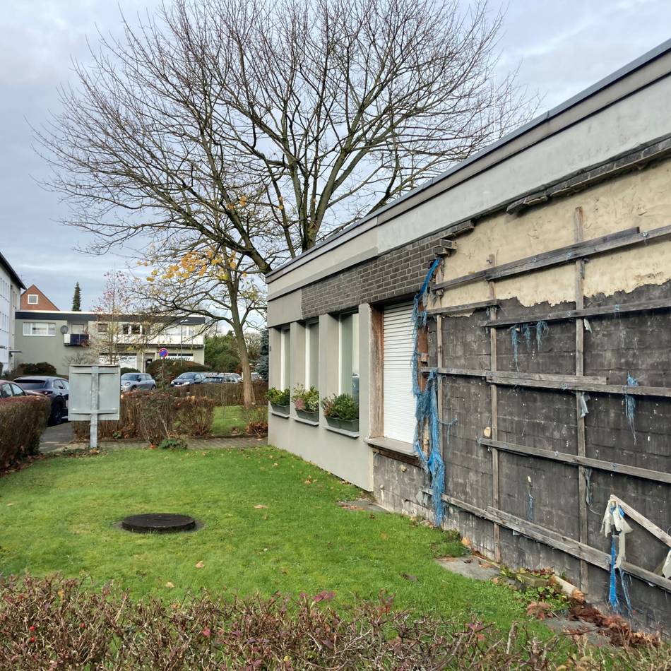 Zwangsversteigerung in Neuss: Warum ein Ex-Mode-Millionär in einer Schrottimmobilie lebt