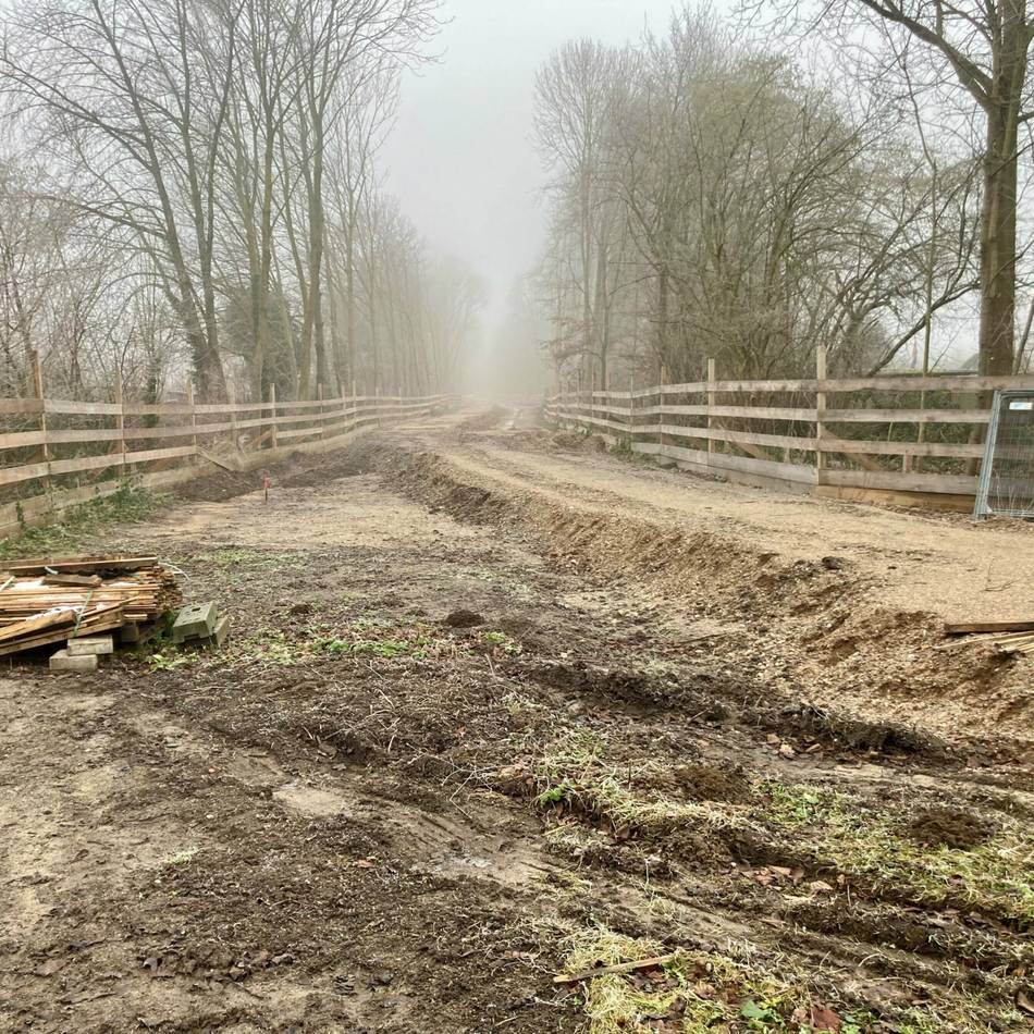 Infrastruktur Neuss baut Stingesbachsammler: Arbeiten im Pappelwäldchen vorerst beendet