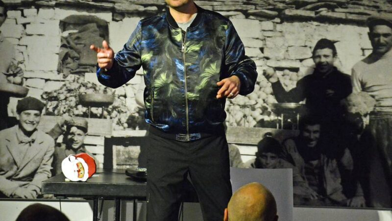 Kabarett in Kaarst: „Bring deinen Mann mit, wir machen Schrottwichteln“