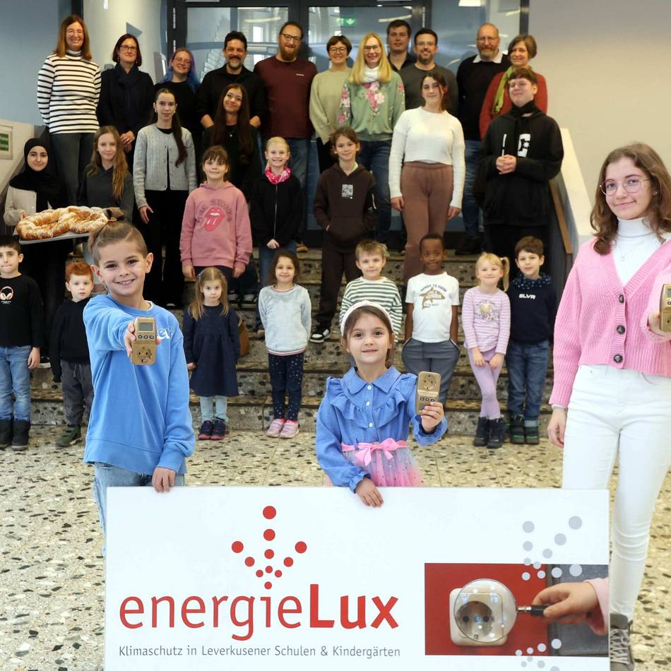 Klimaschutzprojekt in Leverkusen: Pullover an – Heizung runter fürs „EnergieLux“-Projekt